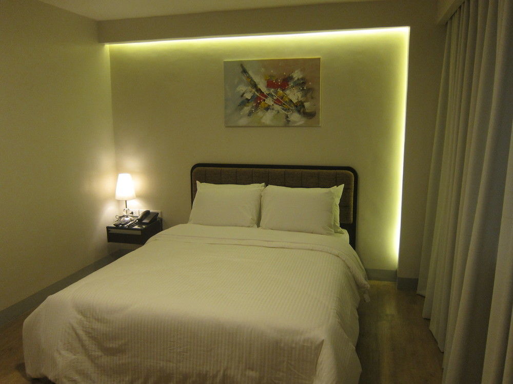 The Charter House Hotel San Pedro Makati Eksteriør billede