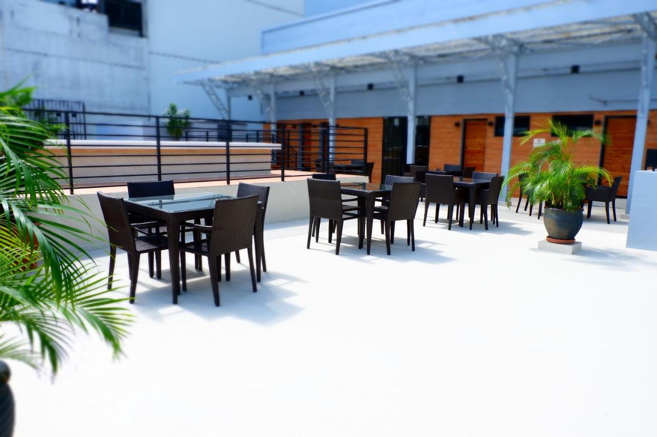 The Charter House Hotel San Pedro Makati Eksteriør billede
